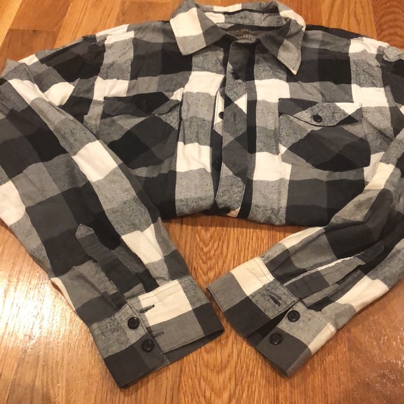 100% cotton black and white plaid button down. - Picture 5 of 5